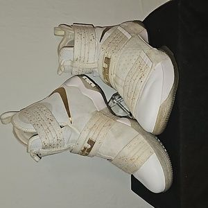 Lebron Soldier Ten
